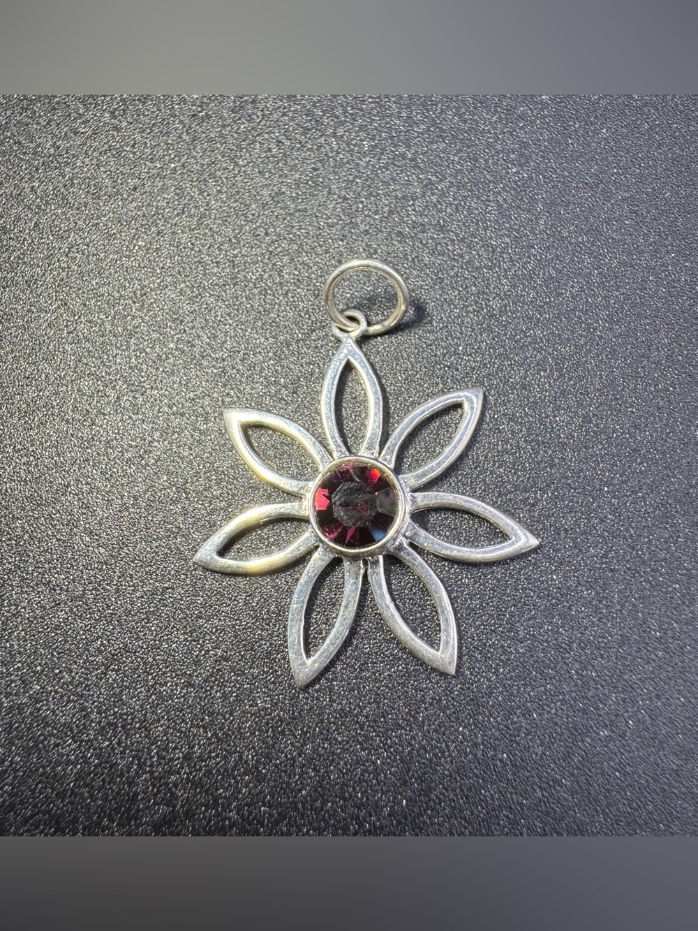 925 Sterling Silver Purple Stone Flower Pendant Floral Charm 3.67g